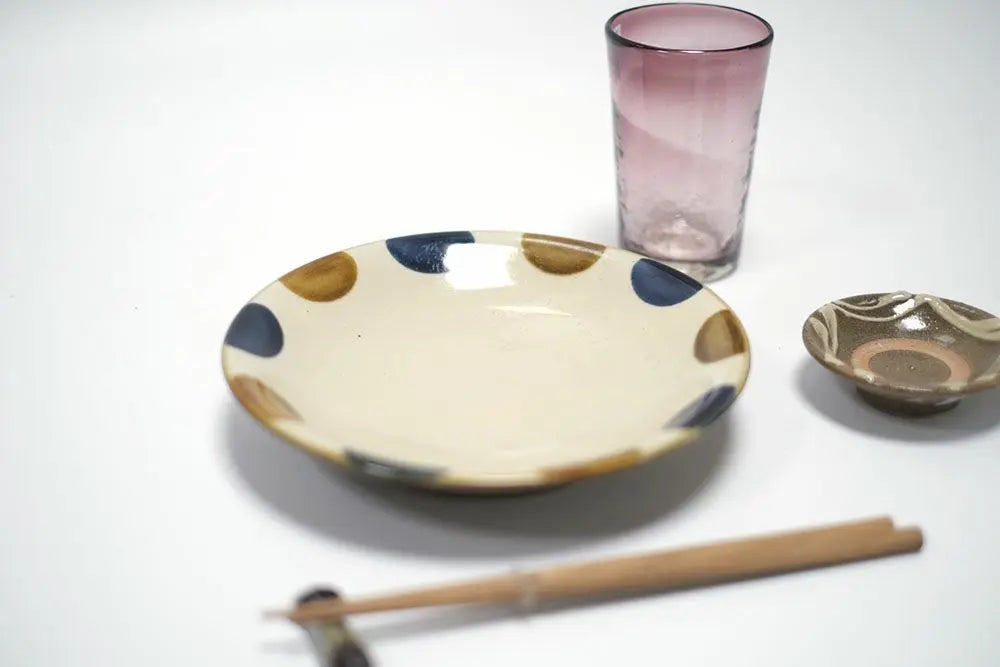 やちむん 沖縄 壼屋焼 陶眞窯 点打ち7寸皿 大皿 読谷村 おしゃれな食器