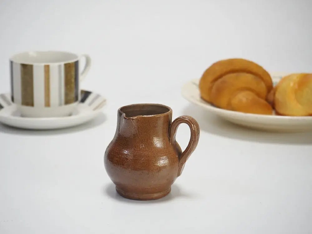 アンティークミルクポット フランス 温かみのある陶器製/アンティーク食器