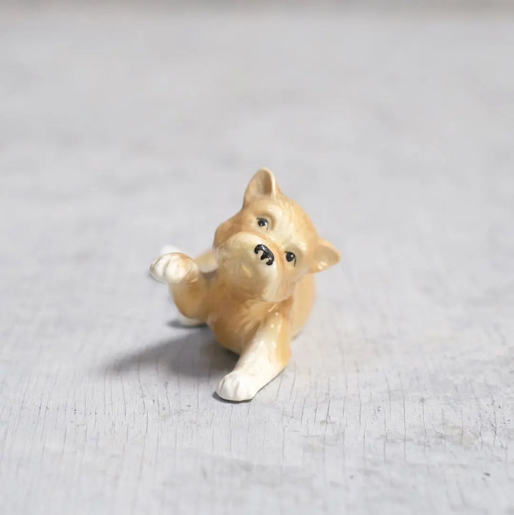 ヴィンテージフィギュリン 犬の陶器オブジェ 置物