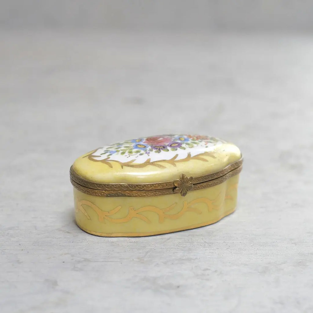 アンティーク小物入れ LIMOGES(リモージュ) フランス 陶器のケース 手描き絵付け