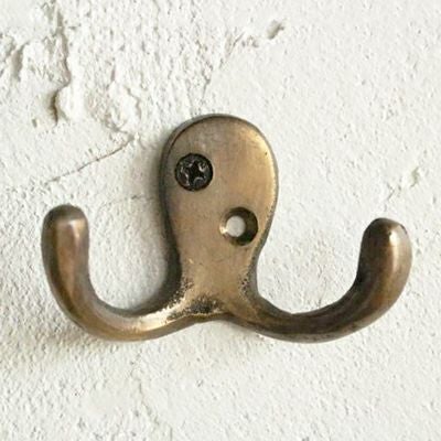 真鍮古色仕上げのフック・タコ4