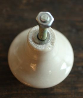 ナットを閉めるだけ4