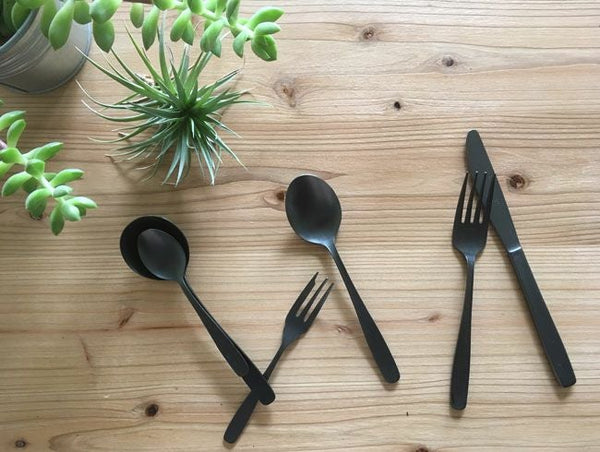 新潟燕三条 【KURO CUTLERY】 フォーク L 19cm 黒酸化発色加工カトラリー