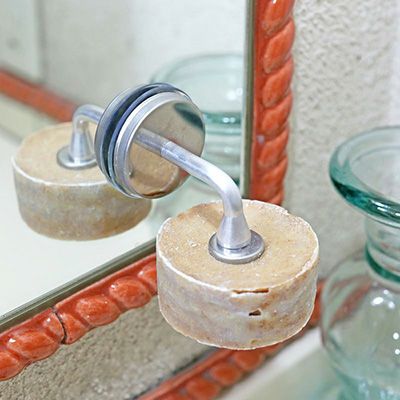 ぬめりを解消する固形石鹸ホルダー4