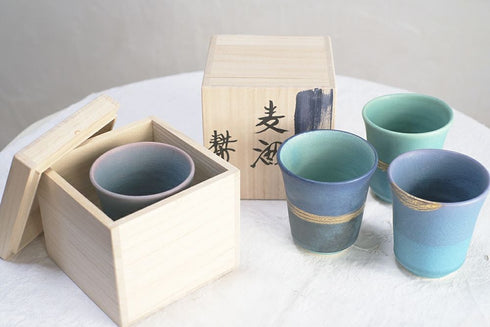 桐箱に入った高級な笠間焼9
