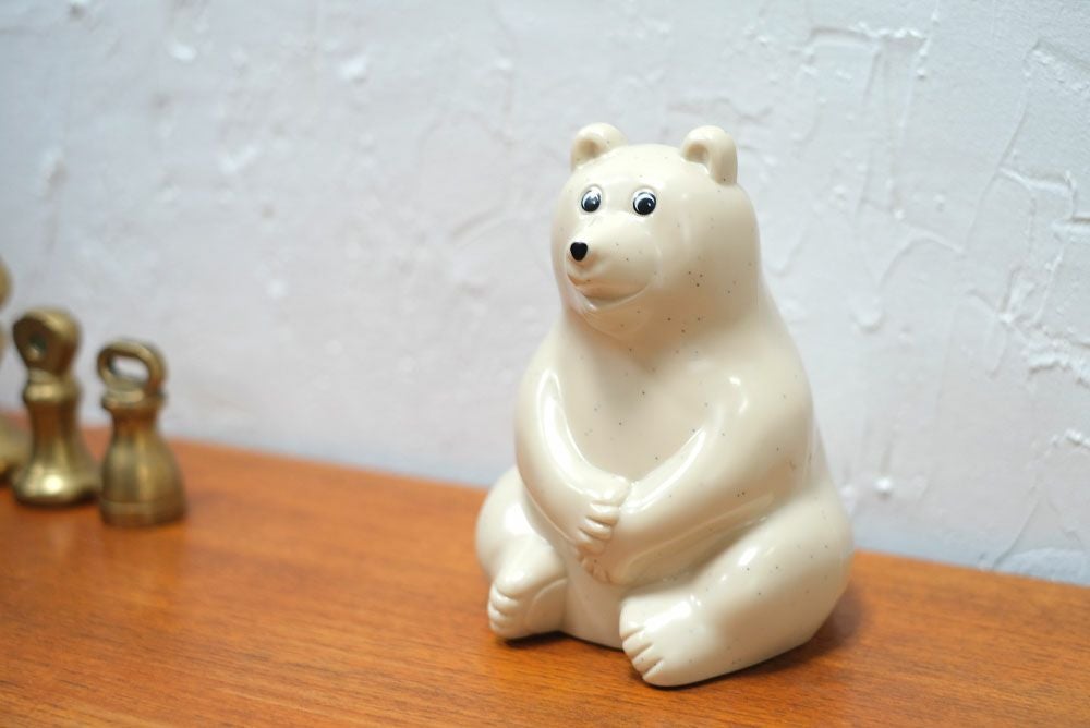 白くまの貯金箱2