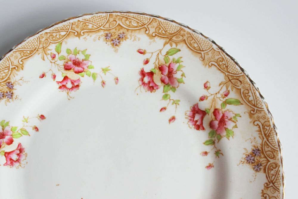 アンティーク ケーキプレート AYNSELEYの花とレースパターン2