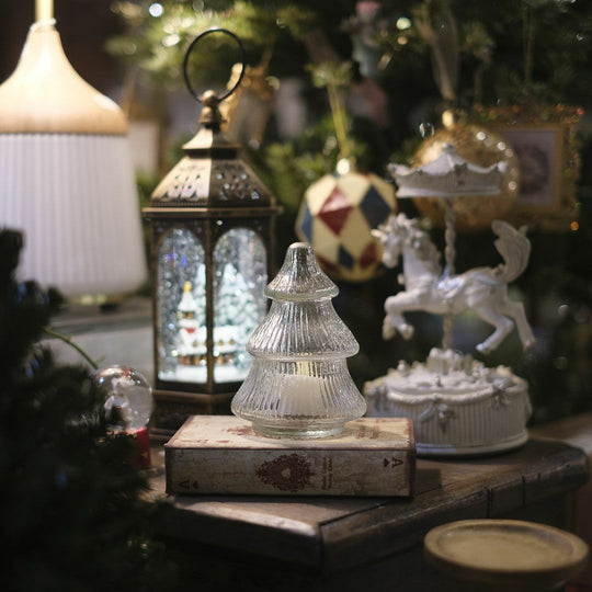 小さなガラスのクリスマスツリー