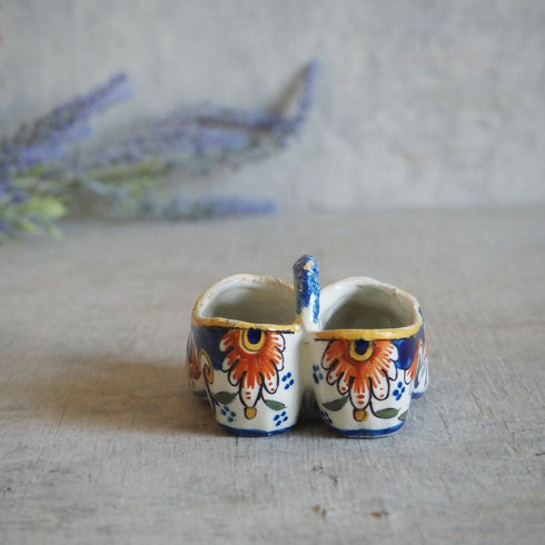アンティーク ポーセリンシューズ フランス 小さな陶器の靴 フィギュリン3