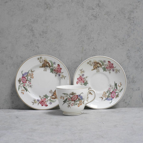 ヴィンテージティーカップ&ソーサトリオWEDGWOOD ウェッジウッド33
