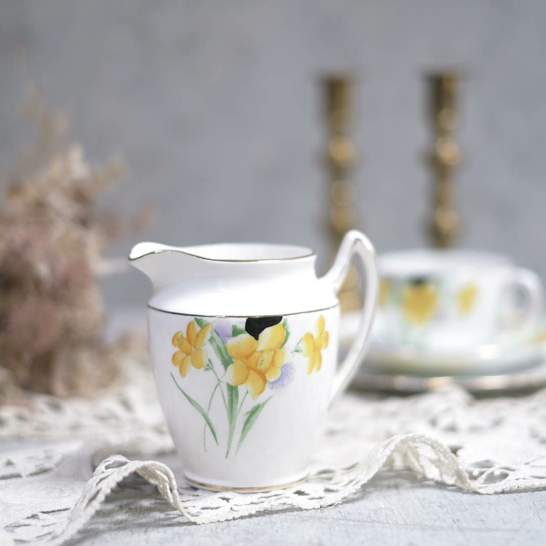 アンティークティーカップトリオ GLADSTONE CHINA イギリス GP&CO5