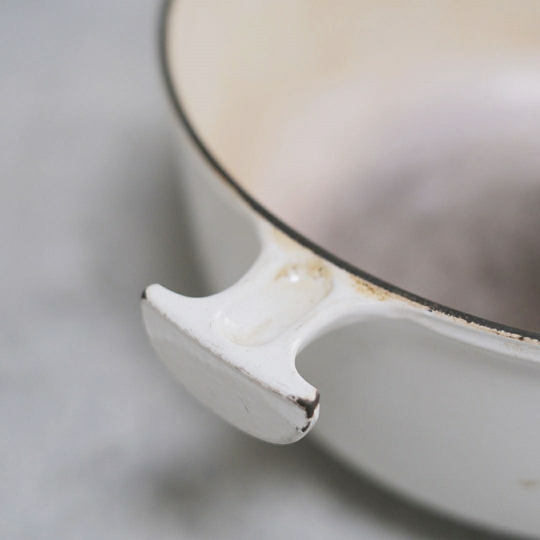 ヴィンテージ LE CREUSET(ル・クルーゼ)鍋 鉄鍋 白55