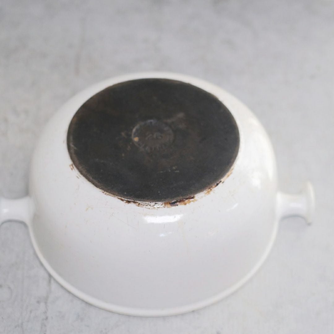 ヴィンテージ LE CREUSET(ル・クルーゼ)鍋 鉄鍋 白77
