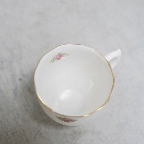 アンティーク Roslyn China ティーカップトリオ ミルクジャグ シュガーボウル アンティーク食器3