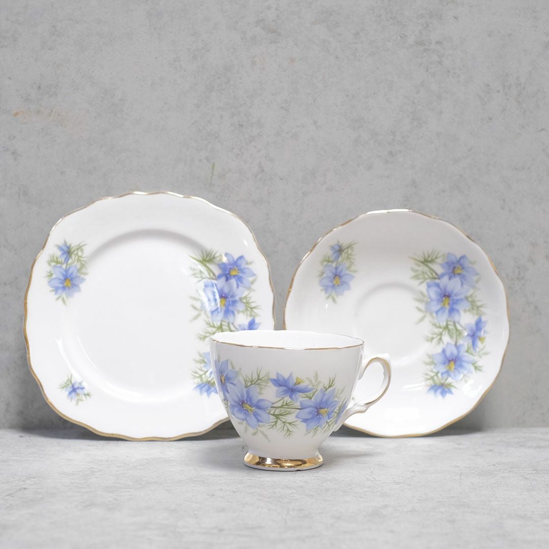 ヴィンテージティーカップトリオ Colclough(コルクラフ) ブルーフラワー イギリス33