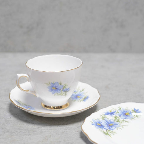ヴィンテージティーカップトリオ Colclough(コルクラフ) ブルーフラワー イギリス66