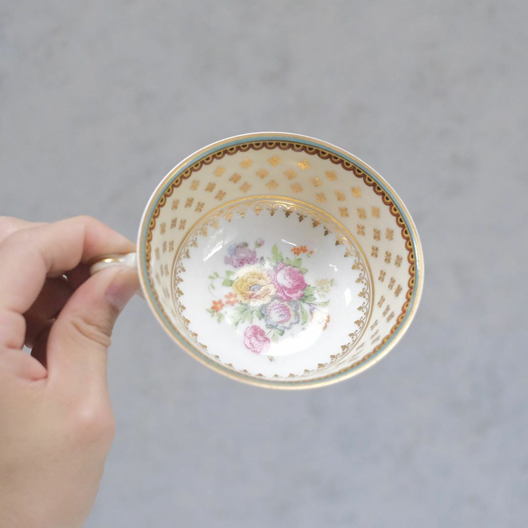 アンティークティーカップ&ソーサトリオ LIMOGES リモージュ BAYNAUD アンティーク食器33