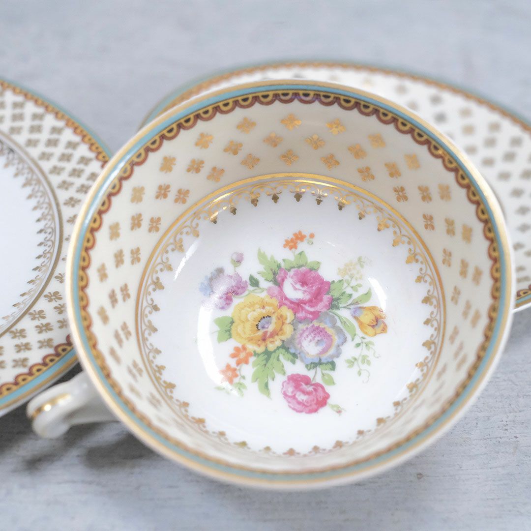 アンティークティーカップ&ソーサトリオ LIMOGES リモージュ BAYNAUD アンティーク食器55