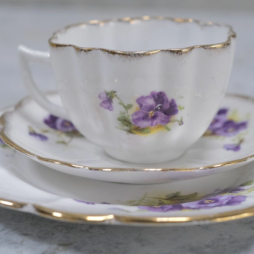 アンティークティーカップトリオ MELBA メルバPansy パープルパンジー アンティーク食器44