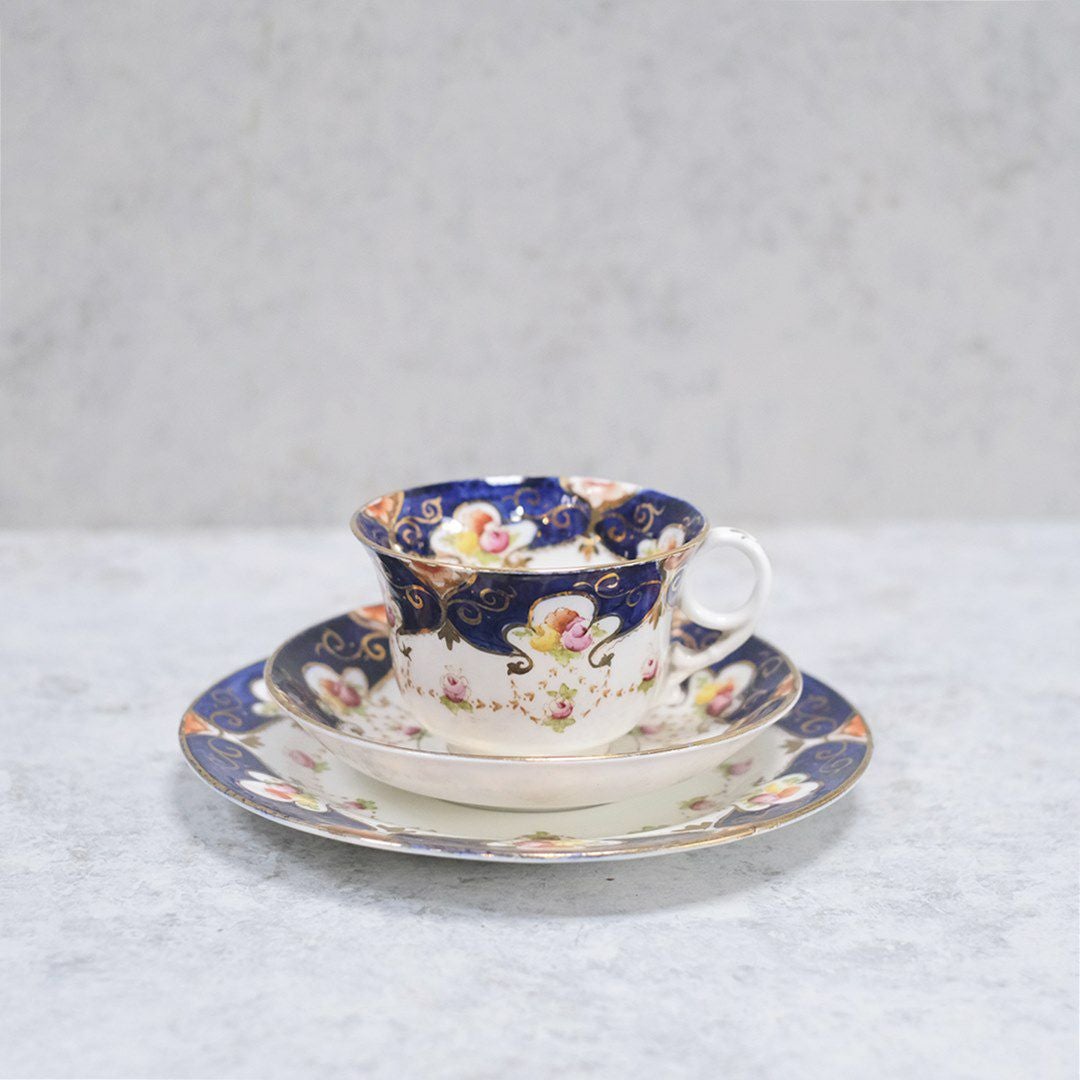 アンティークティーカップトリオ BESWICK & SONS イギリス アンティーク食器1