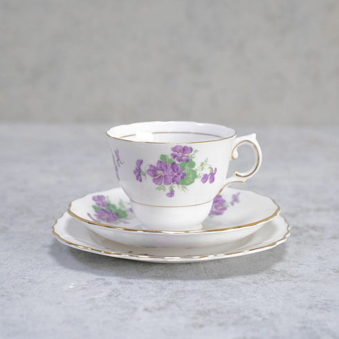 アンティーク ティーカップトリオ Colclough(コルクラフ)菫 バイオレット イギリス アンティーク食器