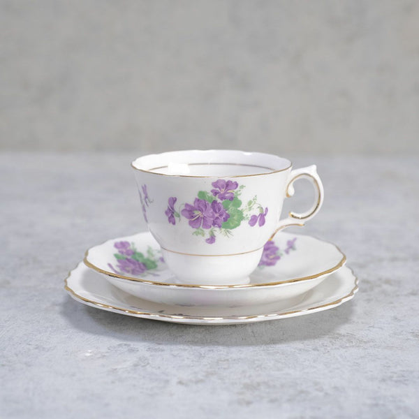 アンティーク ティーカップトリオ Colclough(コルクラフ)菫 バイオレット イギリス アンティーク食器