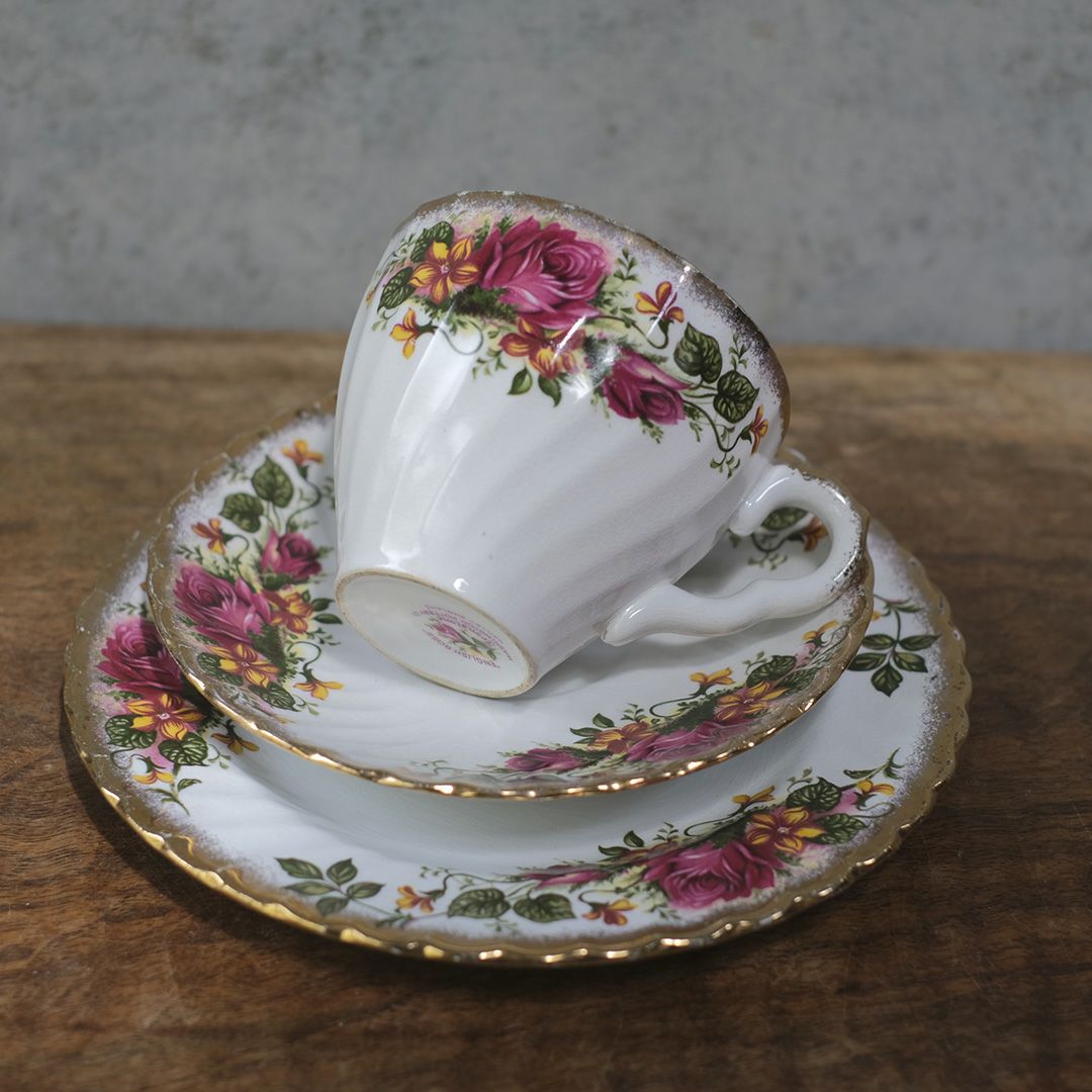 ヴィンテージ ティーカップトリオ Washington Pottery (Staffordshire) Ltd イングリッシュローズ 薔薇 アンティーク食器44