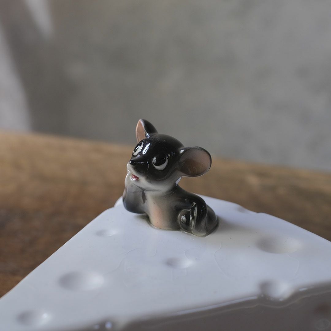 ヴィンテージチーズカバー マウス 鼠のフィギュリン 陶器 イギリス.