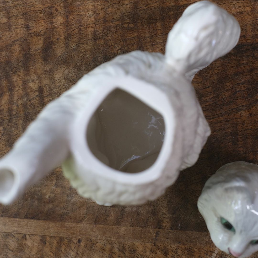 ヴィンテージティーポット 白猫 イギリス オブジェ 陶器 BESWICK ベスウィック66