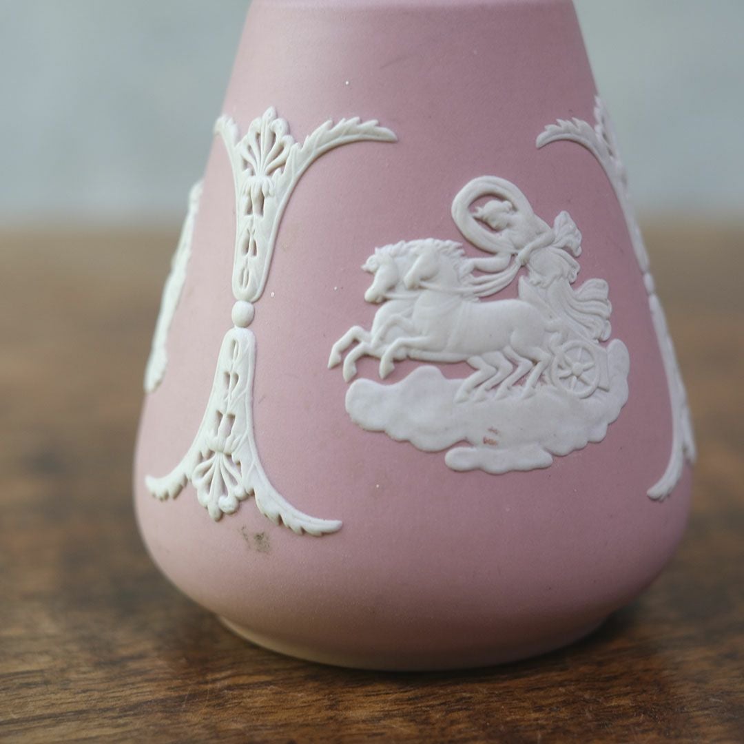 ヴィンテージ WEDGWOOD ウェッジウッドジャスパー フラワーベース ピンク 一輪挿し 花器65