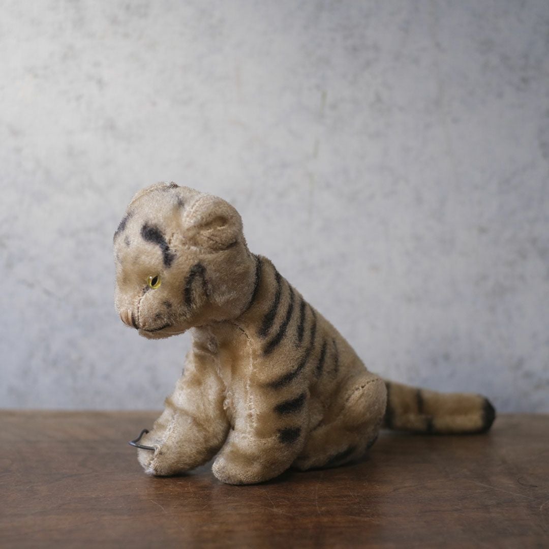 ヴィンテージ シュタイフ社 ぬいぐるみ トラ お座りポーズ（Sitting