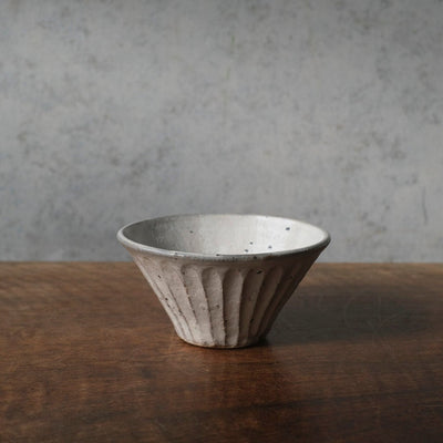MALTOオリジナル 飯茶碗 しのぎ 粉引き 高円寺 本島幸雄・作