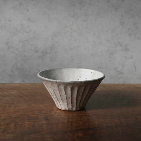MALTOオリジナル 飯茶碗 しのぎ 粉引き 高円寺 本島幸雄・作