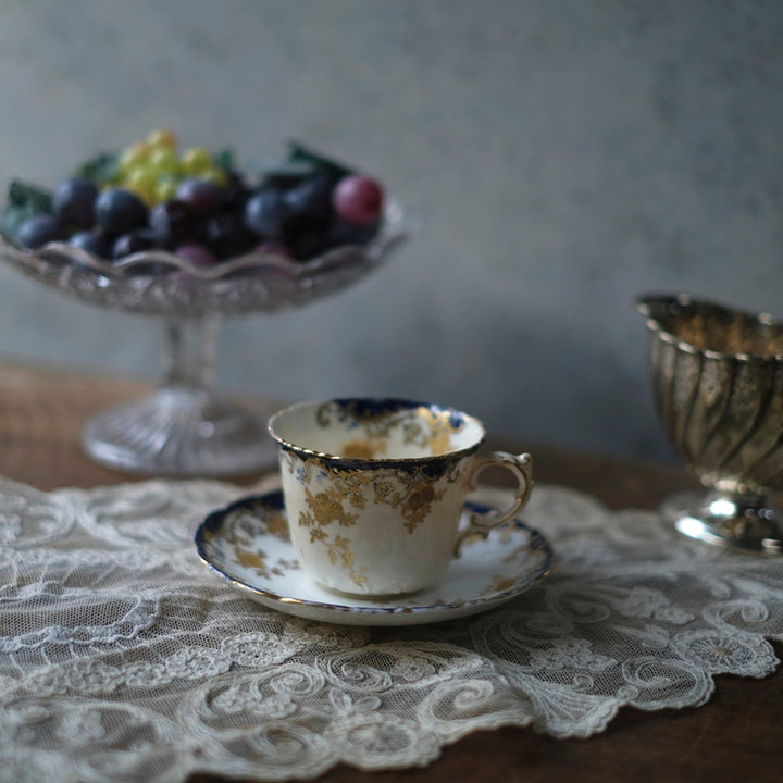 アンティークカップ&ソーサ イギリス Crown Staffordshire Porcelain Co. Ltd.(クラウン・スタッフォードシャー)