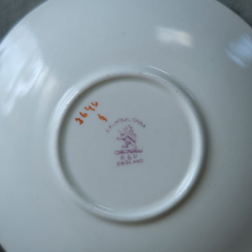 アンティーク Balmoral China リボンと薔薇のティーカップトリオ イギリス
