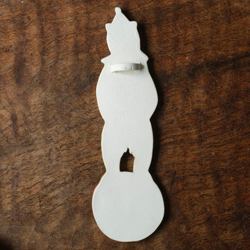 陶器製の玉乗りくま壁掛けオブジェ 素焼き状態 Pottery Studio K14