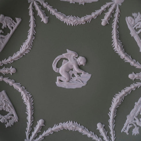 ヴィンテージ WEDGWOOD ウェッジウッド ジャスパー セージグリーン 飾り皿 キューピッド ガーランド イギリス44
