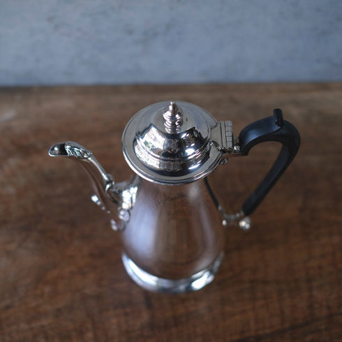 ヴィンテージコーヒーポット シルバープレート クイーンアン様式 黒ハンドル イギリス44
