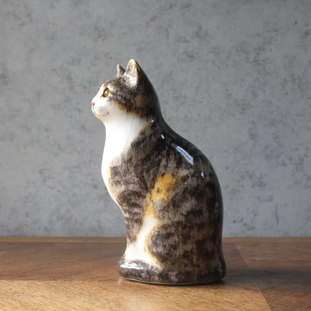 ヴィンテージ フィギュリン 猫の置物 おすましな三毛猫 ジェニー