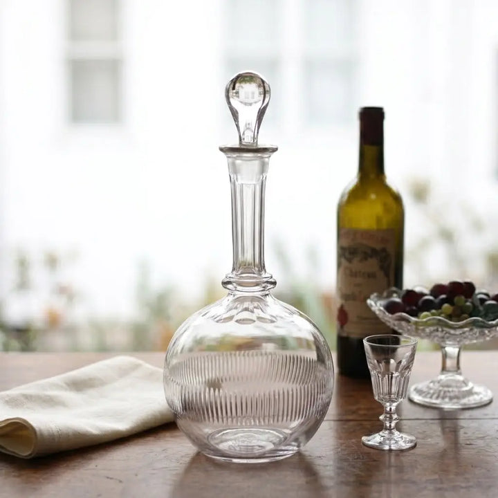 アンティーク ガラスデキャンタ インカット 雫栓の丸型 フランス