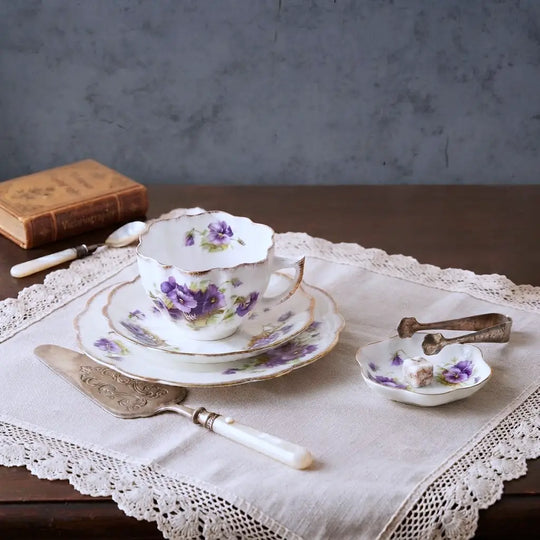 アンティークティーカップトリオ MELBA メルバPansy パープルパンジー アンティーク食器