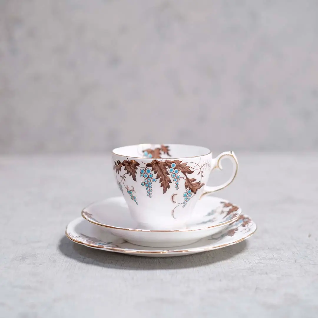 アンティーク ティーカップトリオGLAD STONE BONE CHINA イギリス 陶器