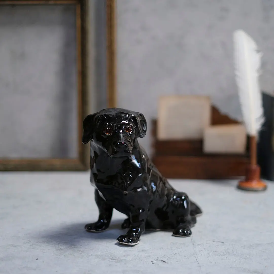 ヴィンテージ フィギュリン イギリス 犬 陶器の置物