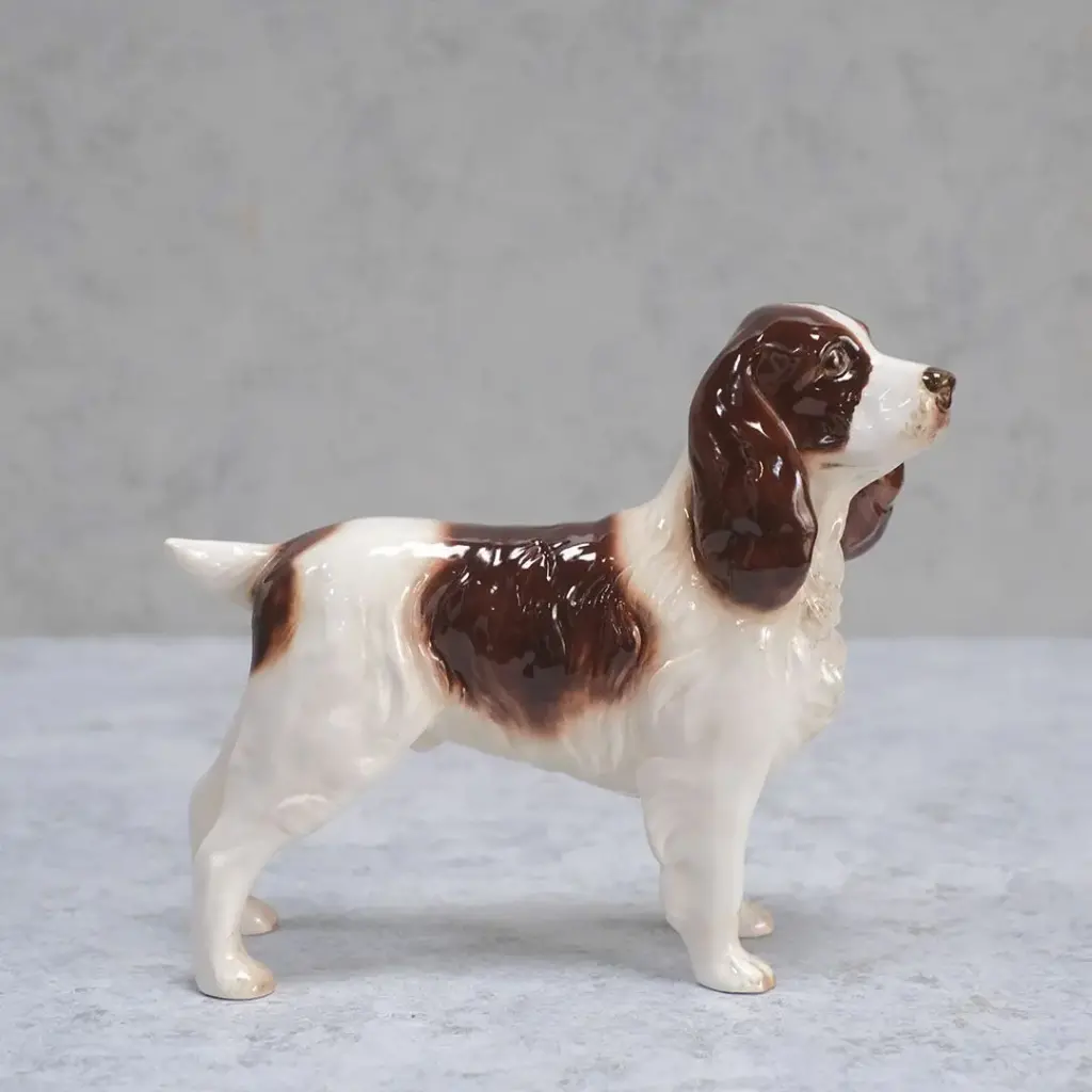 ヴィンテージオブジェ 犬の置物 陶器 イギリス
2