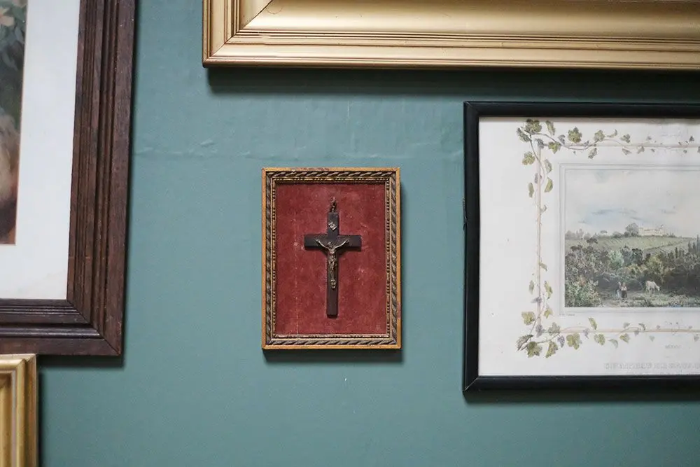 アンティーク 十字架フレーム フランス crucifix(クルーシフィクス)宗教小物