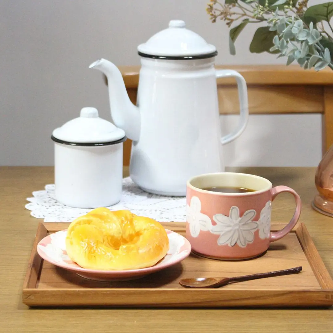 波佐見焼 花かんむりマグカップ ミニプレート　ピンク おしゃれな食器