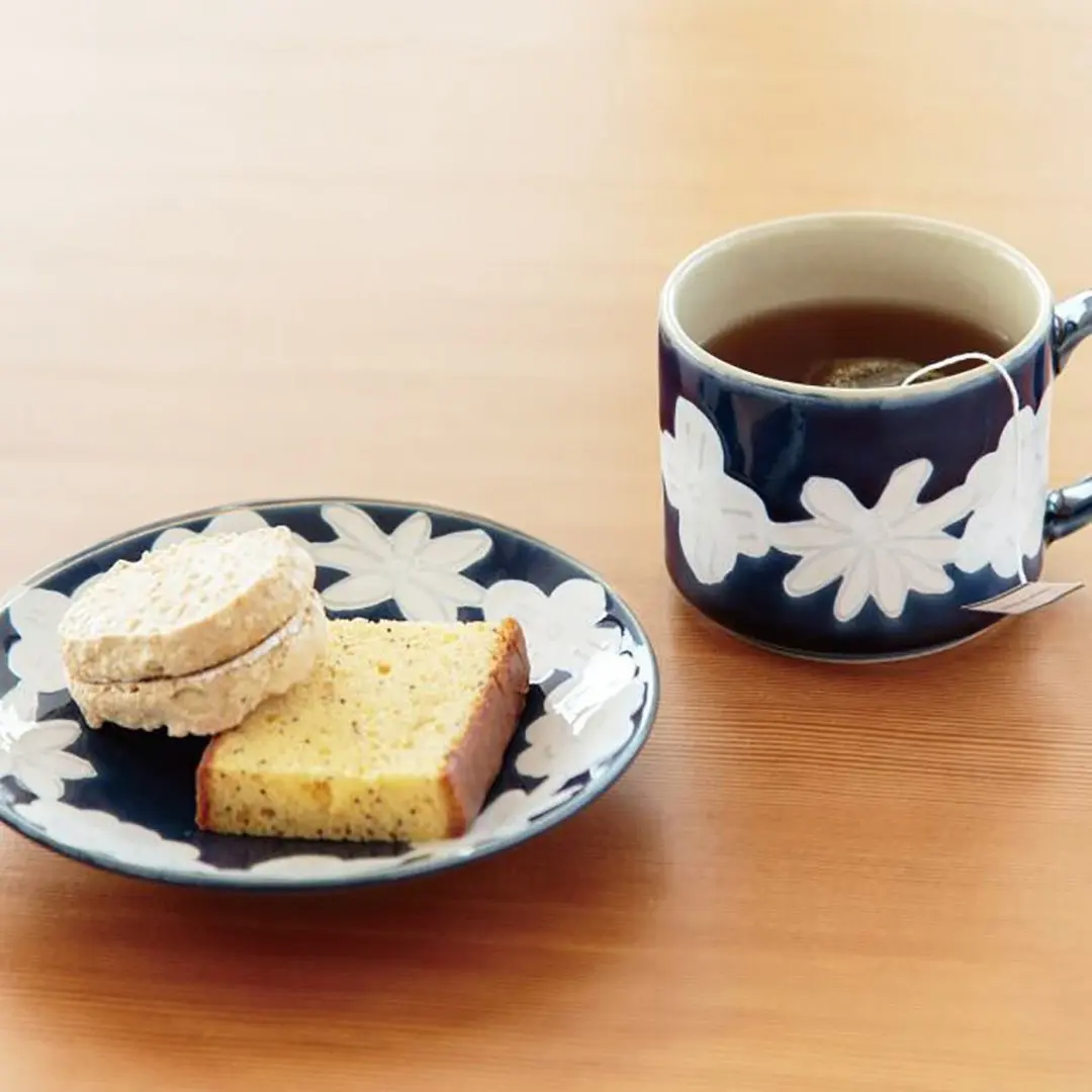 波佐見焼 花かんむりマグカップ ミニプレート ネイビー おしゃれな食器
