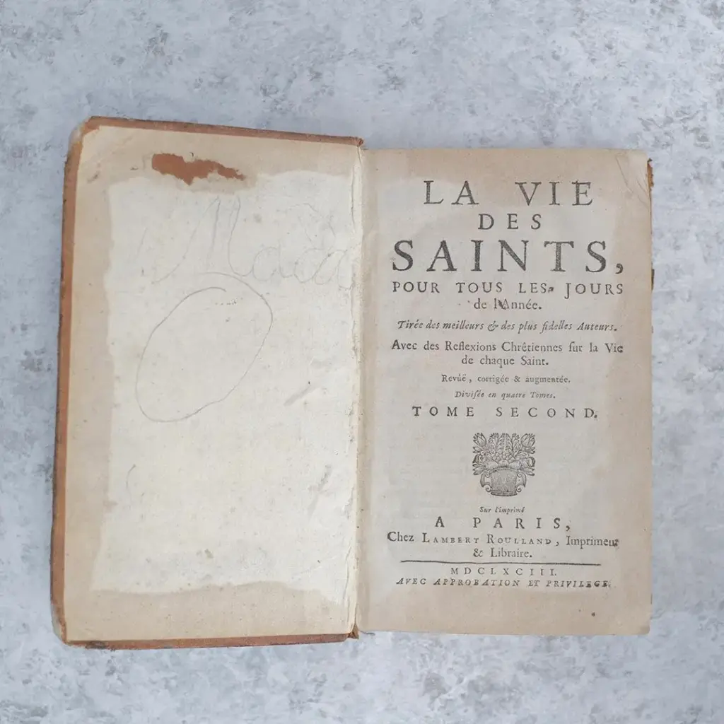 アンティークブック フランス レザーブック 革張りの古書 la vie des saints(聖人たちの夜)2
