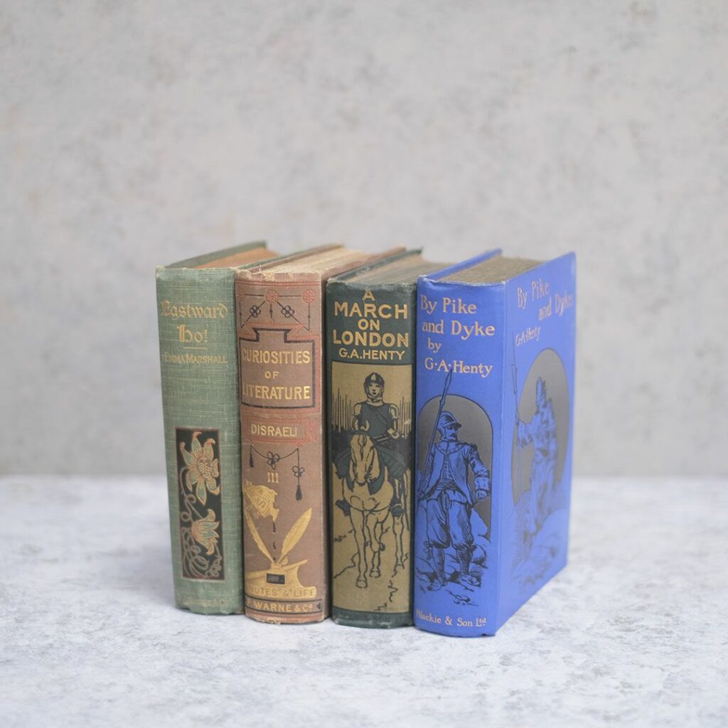 アンティーク本 イギリスの児童書 挿絵入りの古書4