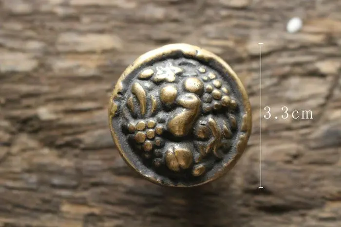 オールドブラス・フルーツプルノブ/アンティーク調古色真鍮の取っ手2